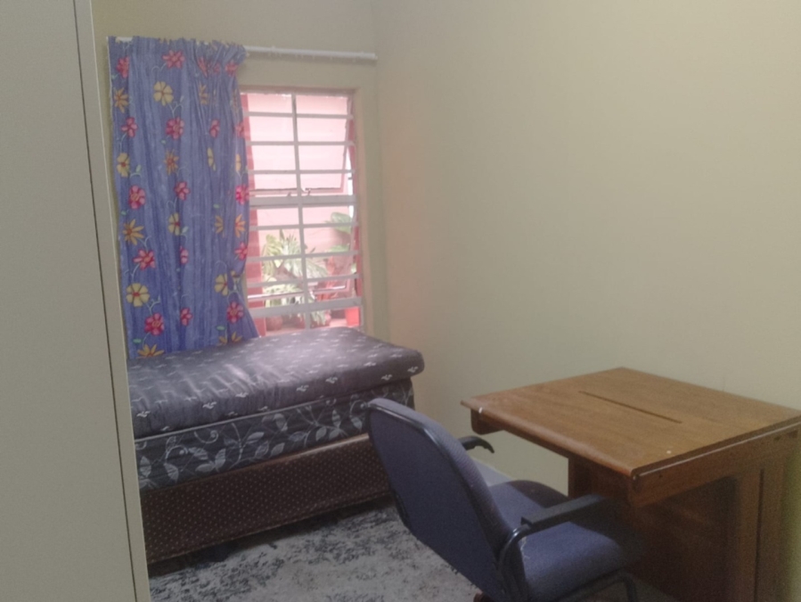 1 Bedroom Property for Sale in Brandwag Free State
